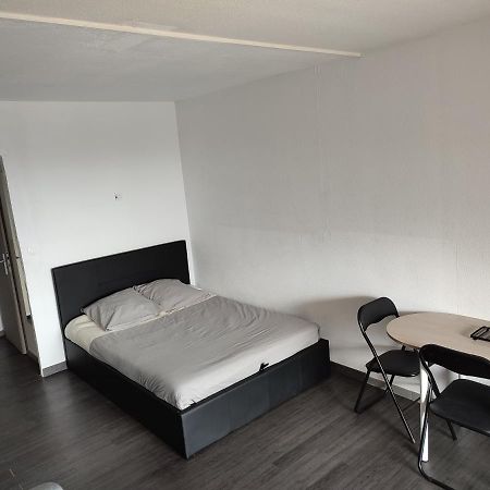 Studio 4 Personnes Avec Vue Sur Le Port Daire Hyères Dış mekan fotoğraf