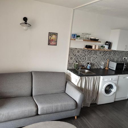 Studio 4 Personnes Avec Vue Sur Le Port Daire Hyères Dış mekan fotoğraf
