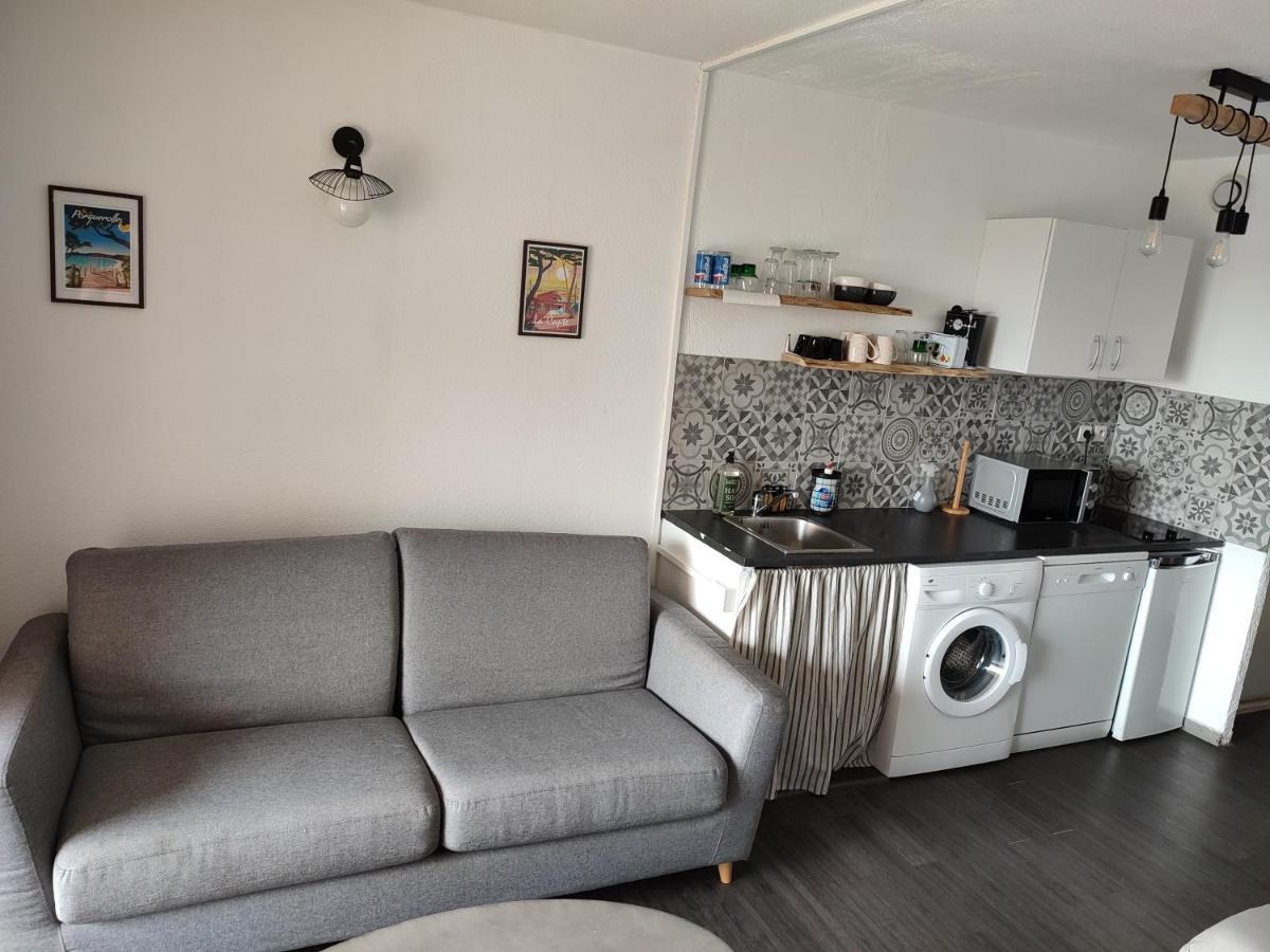 Studio 4 Personnes Avec Vue Sur Le Port Daire Hyères Dış mekan fotoğraf